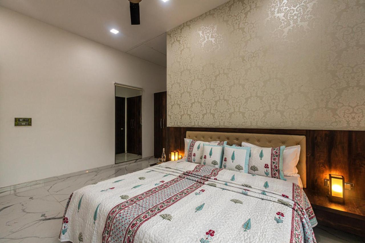 Saffronstays Odyssey, Karjat - 10 Acres Pet-Friendly Estate With Swimming Pool Chinchavli Экстерьер фото