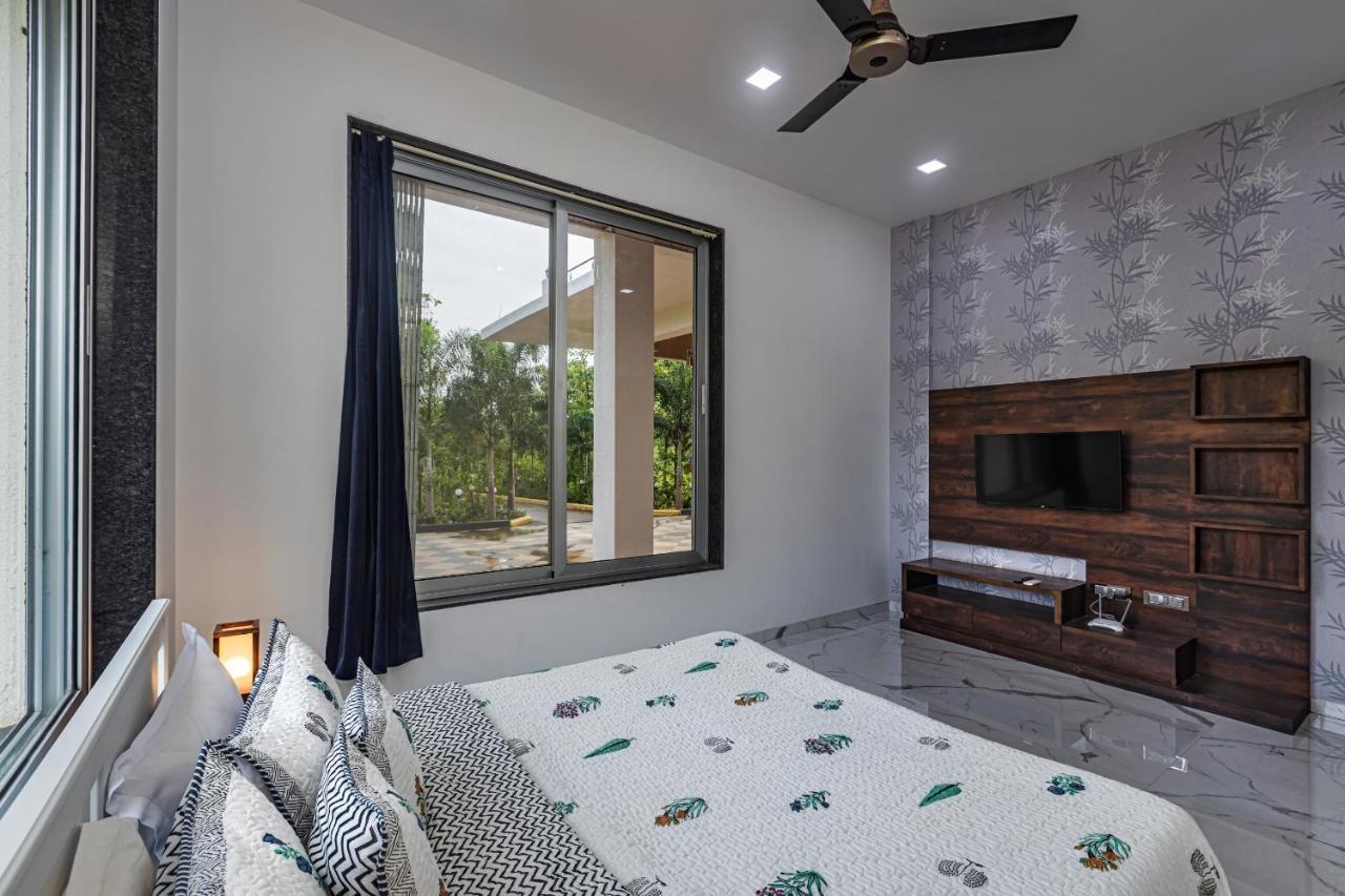 Saffronstays Odyssey, Karjat - 10 Acres Pet-Friendly Estate With Swimming Pool Chinchavli Экстерьер фото