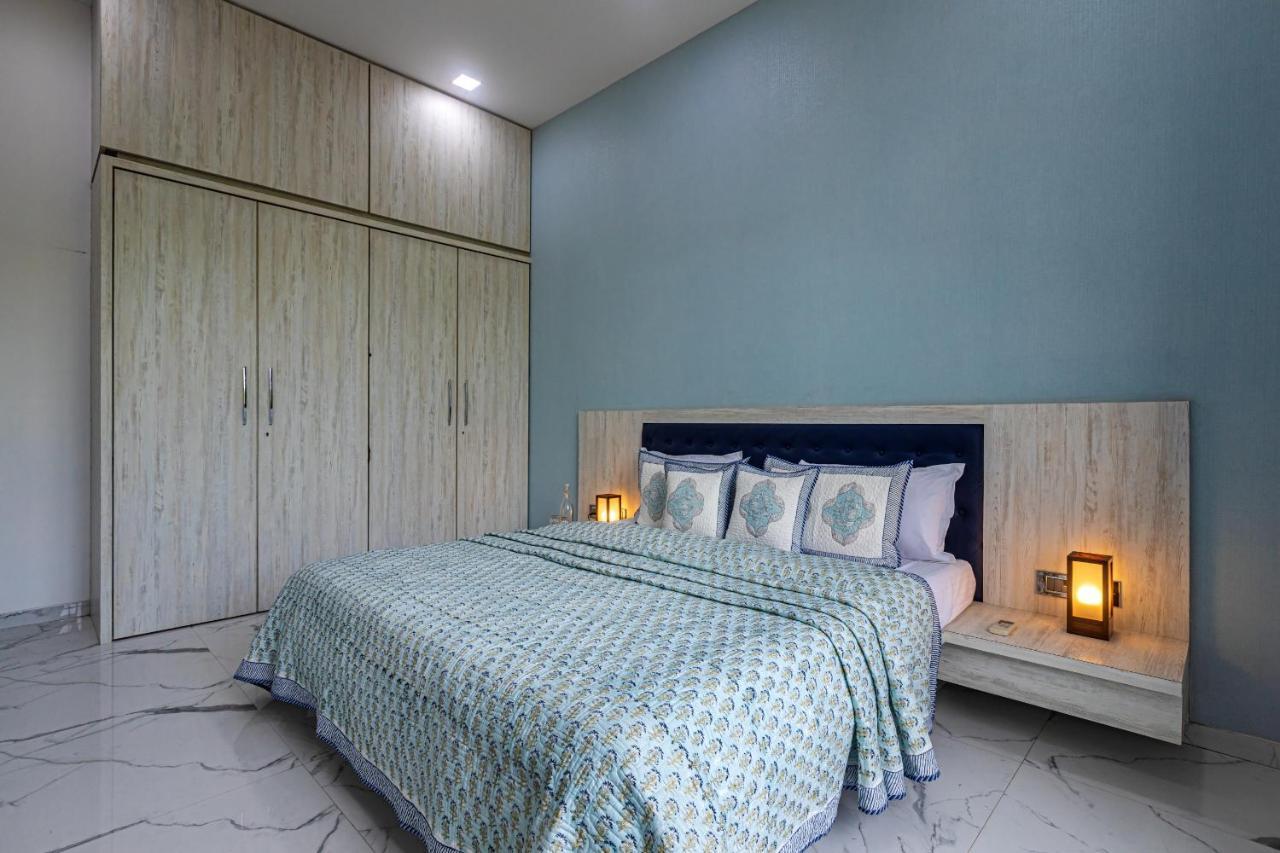 Saffronstays Odyssey, Karjat - 10 Acres Pet-Friendly Estate With Swimming Pool Chinchavli Экстерьер фото